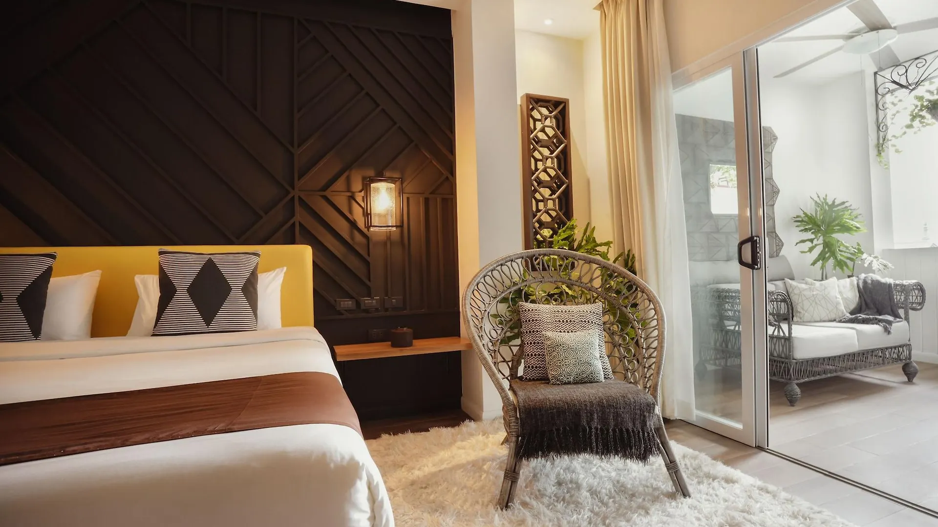 The Bourke Hotel ダバオ　シティ フィリピン